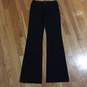 Lululemon black yoga pants 4 leggings